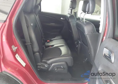 2018 Dodge Journey Crossroad z USA, uszkodzony, nr VIN 3C4PDCGG0JT166725